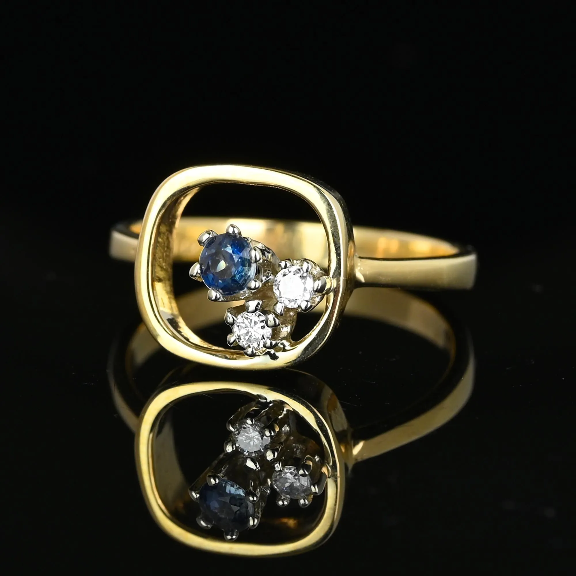 Contemporary 14K Gold Floating Diamond and Sapphire Ring