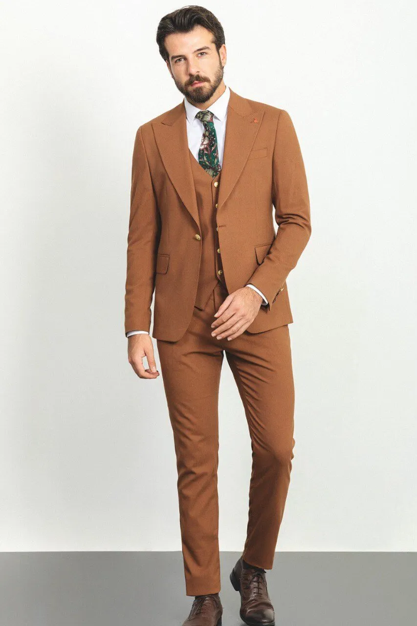 HolloMen's Camel 3-Piece Suit