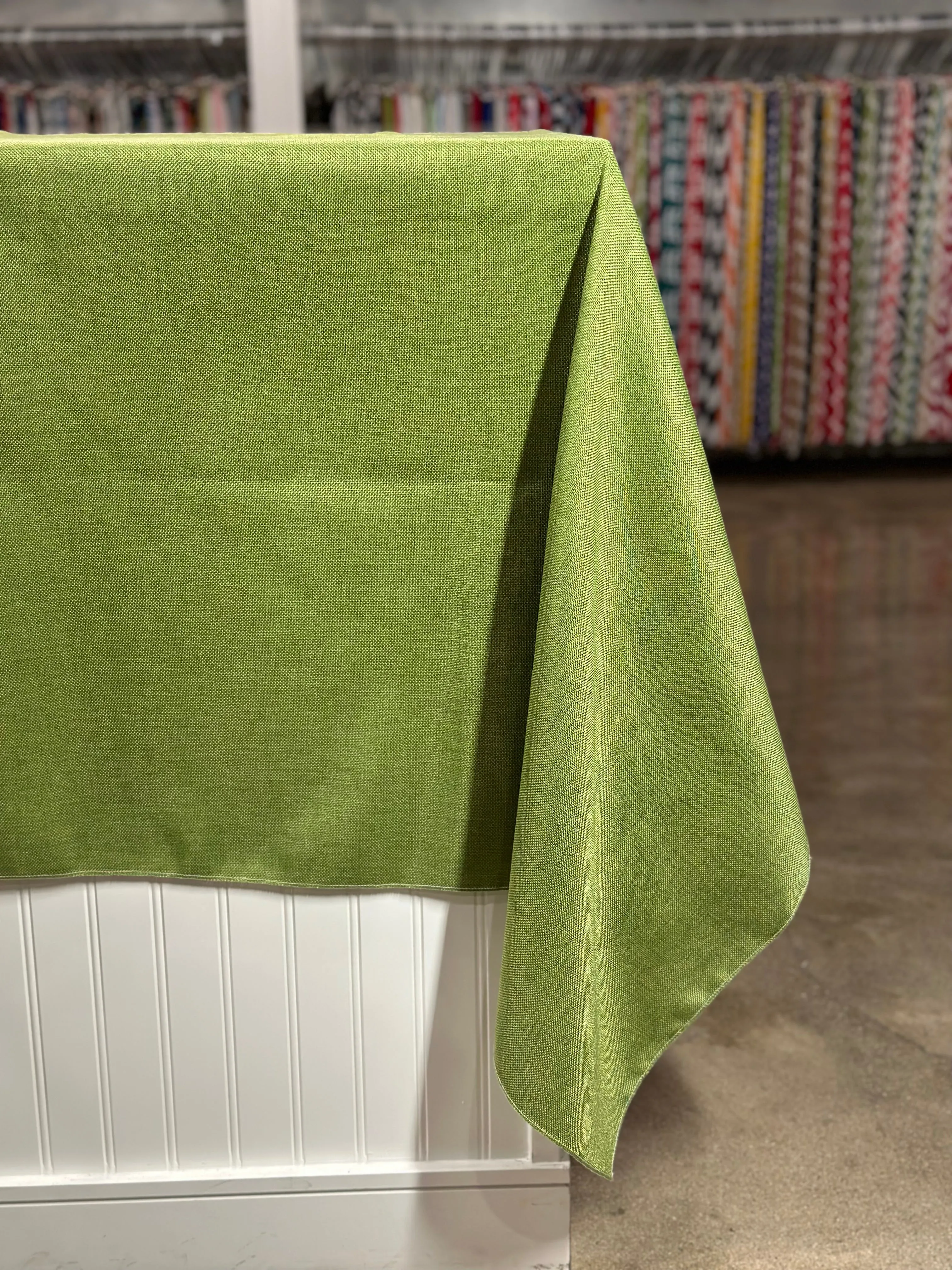 Imitation Burlap Table Linen in Willow Green