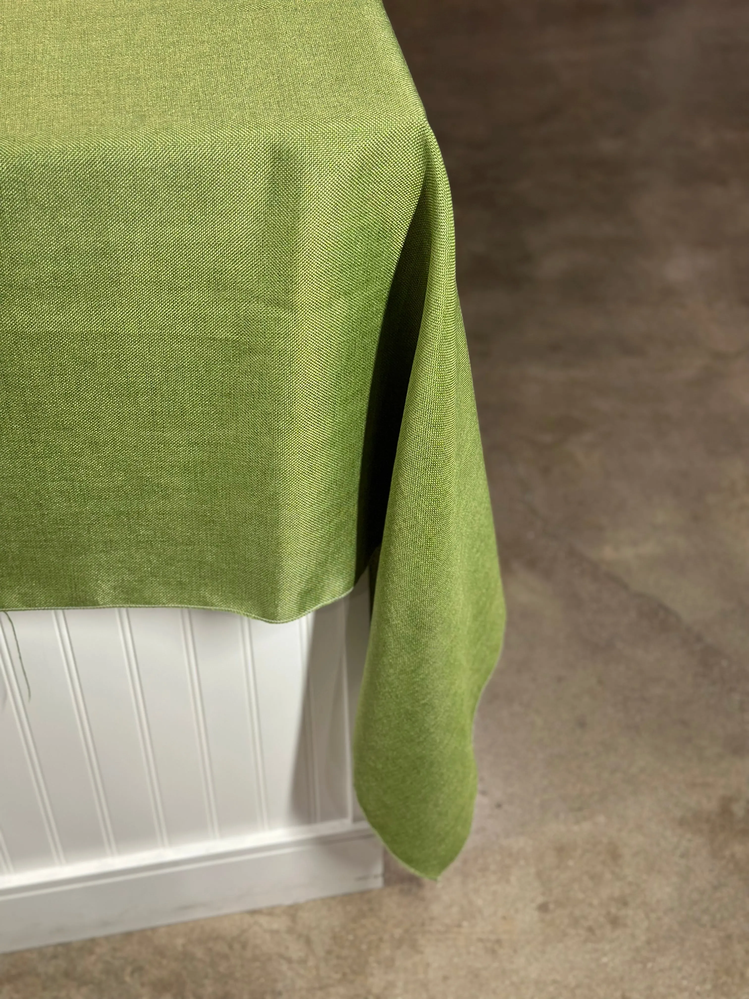 Imitation Burlap Table Linen in Willow Green