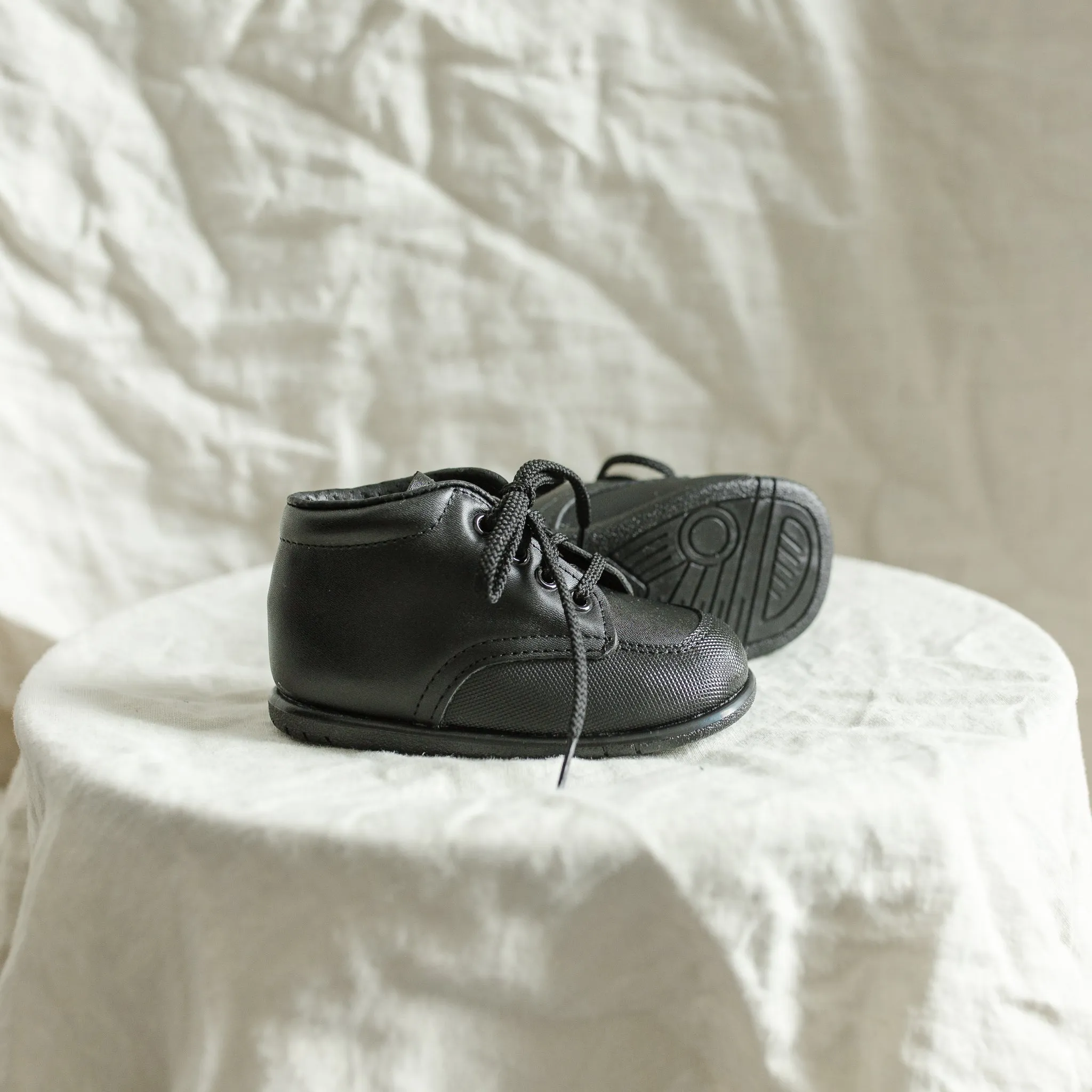 Jamie First Walker - Black (Scuff Tip)