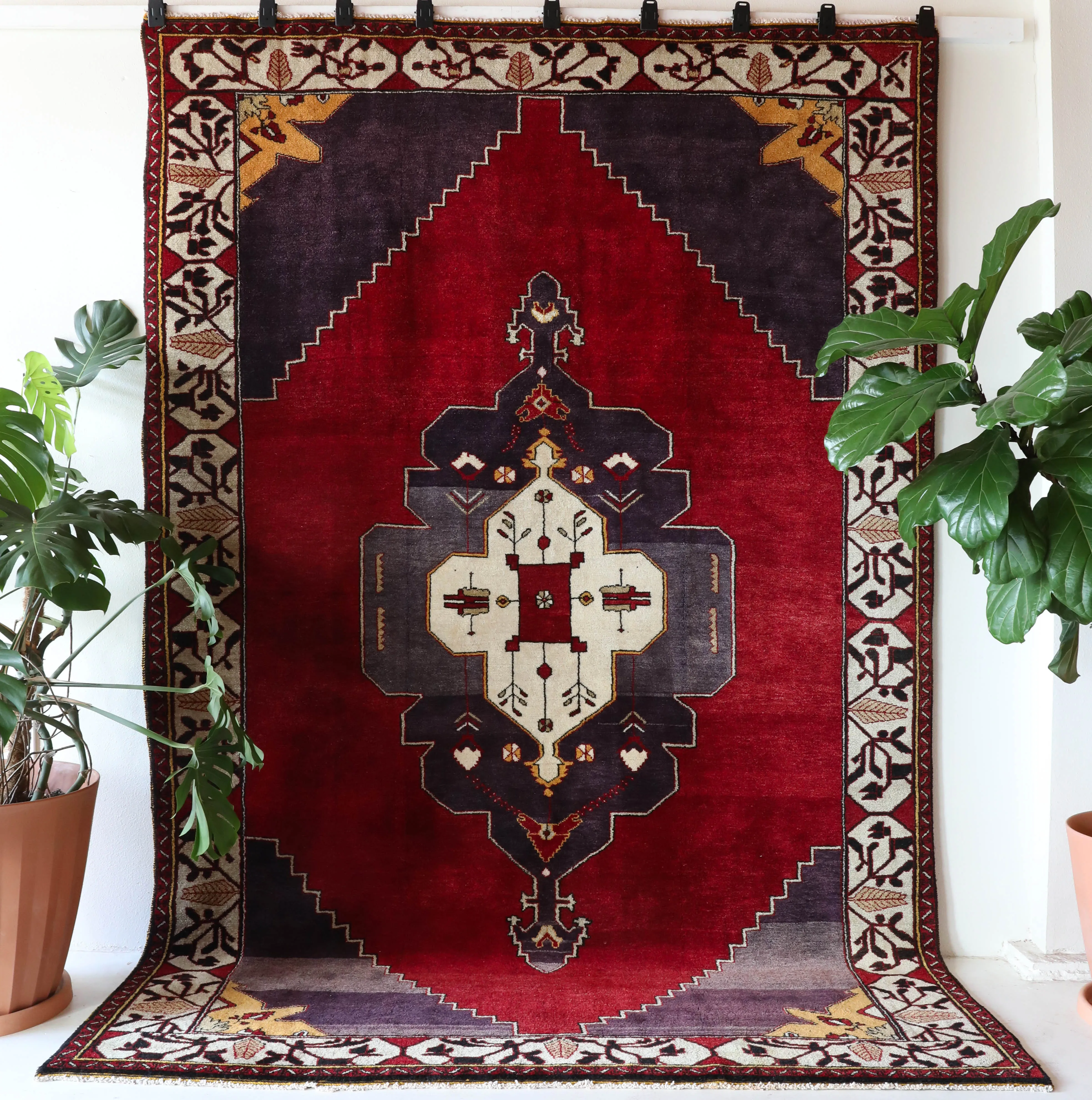 Vintage Sivas Rug 7'6'x11'4"